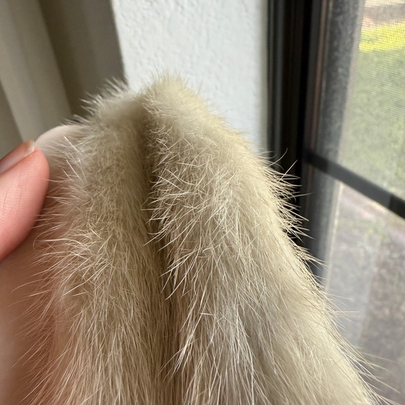 Vintage 50's Genuine White Fur Pillbox Hat Satin Ribbon Elegant Glam Jackie O - Picture 7 of 7